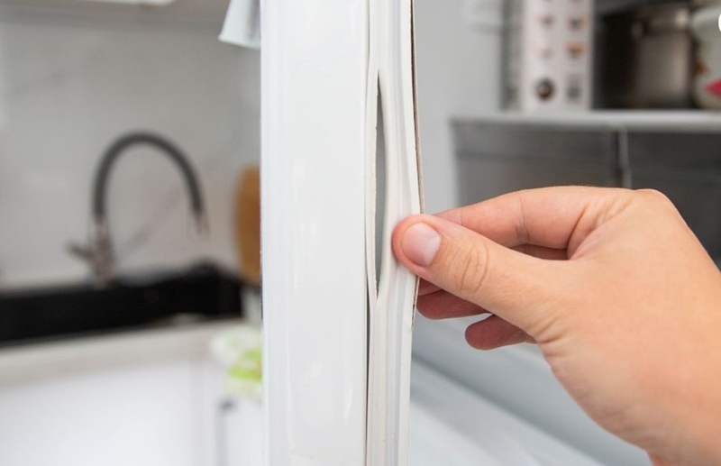 thay ron tu lanh tai nha 1 Thay Ron Tủ Lạnh Tại Nhà Tp HCM– Đóng Kín Cửa, Hạn Chế Hao Điện